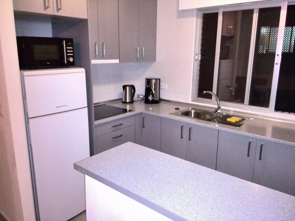 Apartment Travesia De Santomera Torrevieja Luaran gambar