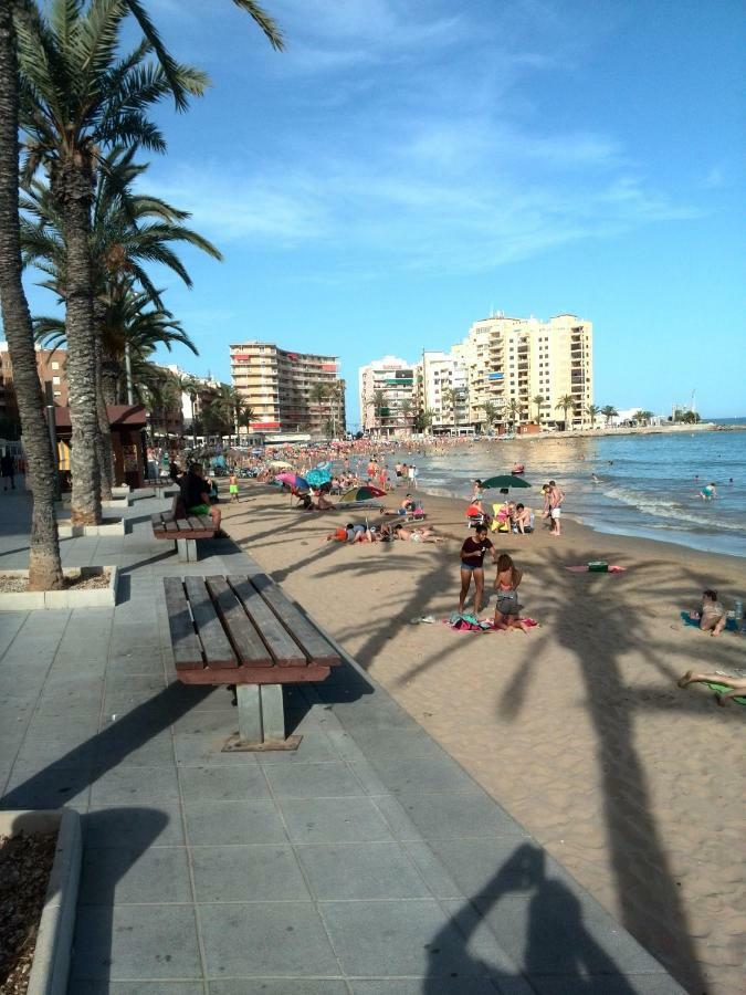 Apartment Travesia De Santomera Torrevieja Luaran gambar